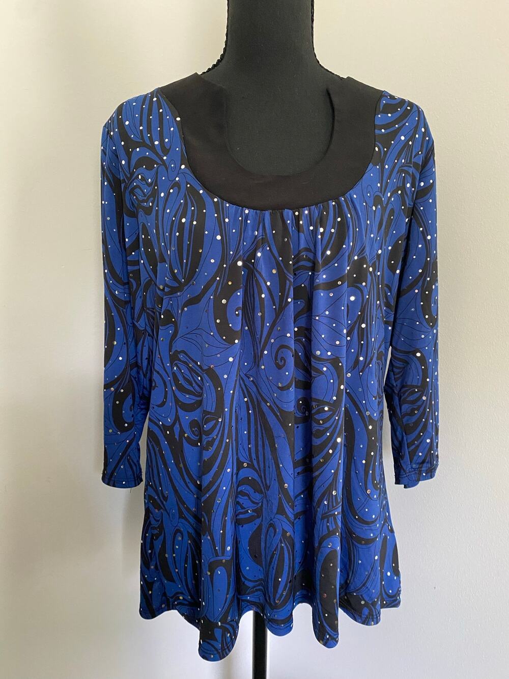 Ashley Jill Blue Swirl Embellished Top Size 1X Formal Chic